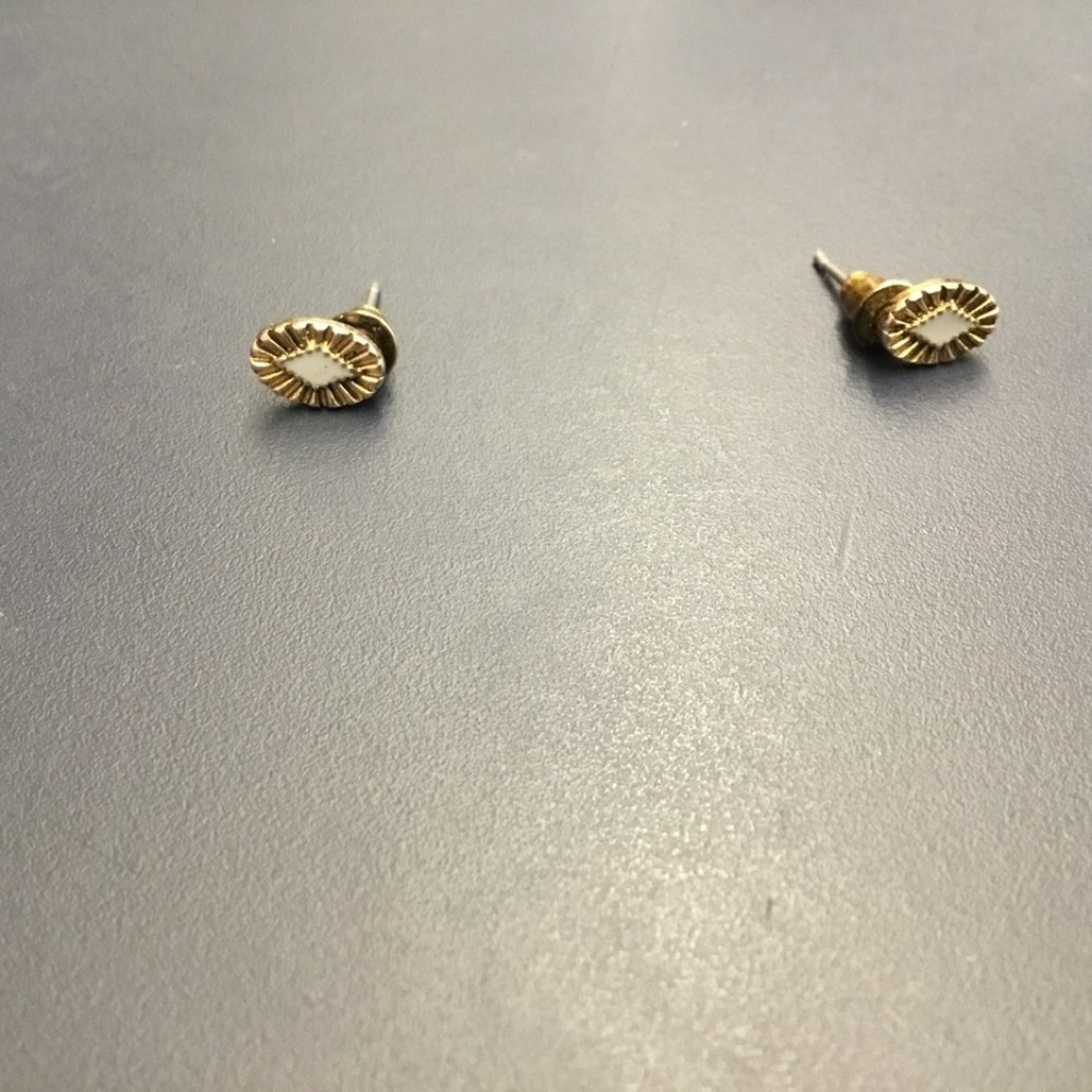 Super cute hobo studs